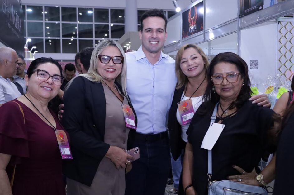 Vice-governador visita 17ª Feira Paraibana da Beleza e destaca fortalecimento econômico da Paraíba
