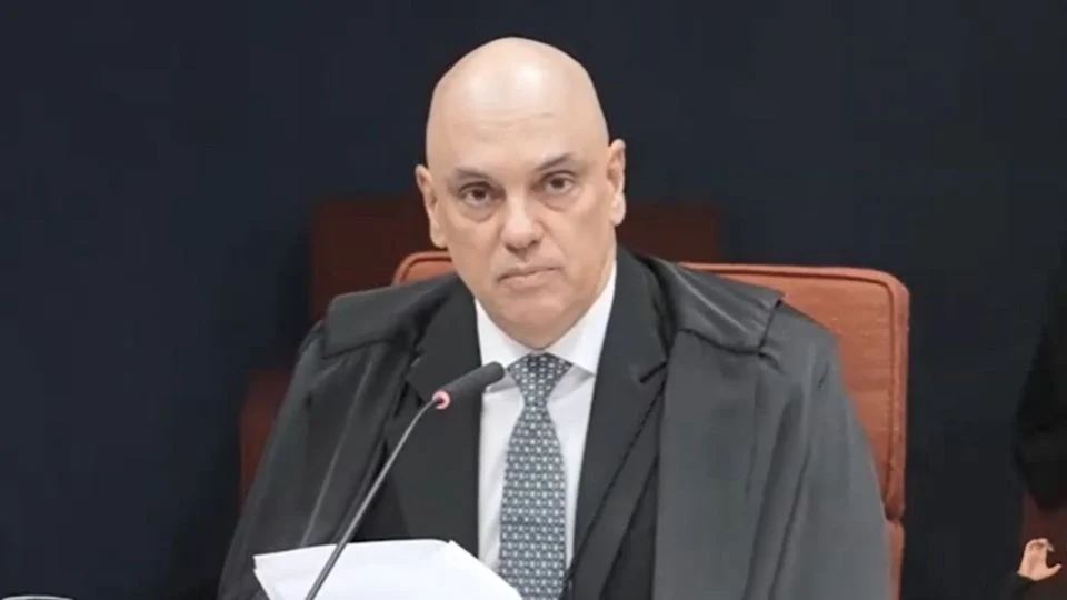Durante julgamento, Moraes manda recado a Tarcísio, Trump e ao Centrão: "pacificação não é apaziguamento"