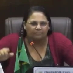 DISCUSSÃO EM AREIA: Vereadores batem boca e sessão é suspensa na Câmara Municipal - VEJA O VÍDEO