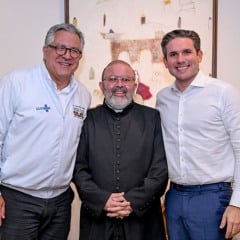 Deputado Hugo Motta anuncia R$ 500 mil para Hospital Padre Zé em encontro com Padre George