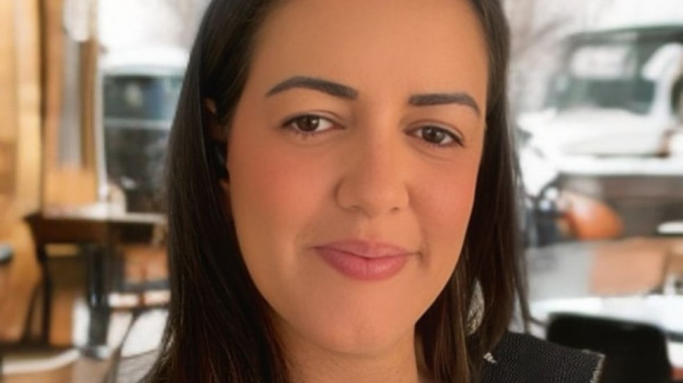 Jornalista Sabrina Barbosa negocia permanência e segue no Sistema Arapuan: "Saí só da Rádio Band. Permaneço na TV"