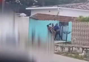 CRUELDADE: Pastor é preso suspeito de agredir esposa na frente dos filhos autistas em Mangabeira - VEJA O VÍDEO