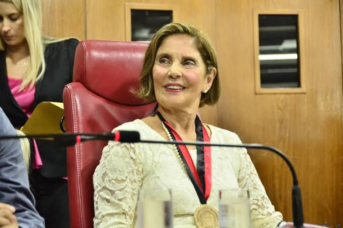 Glauce resgata Burity como um intelectual e revelação política - Por Nonato Guedes