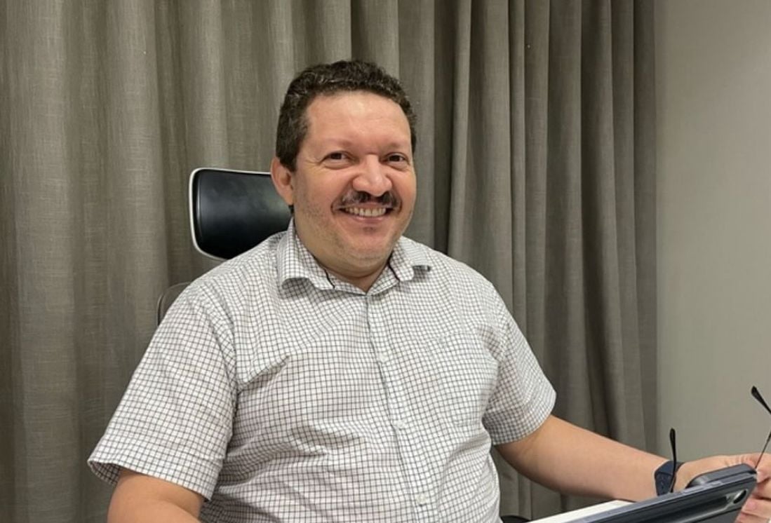 Sidney Toledo recebe Medalha Epitácio Pessoa, a maior honraria da Assembleia Legislativa da Paraíba