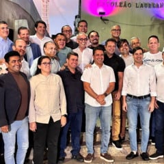 Cícero Lucena participa de inauguração do Museu da História da Paraíba acompanhado de "time" de vereadores e do vice-prefeito