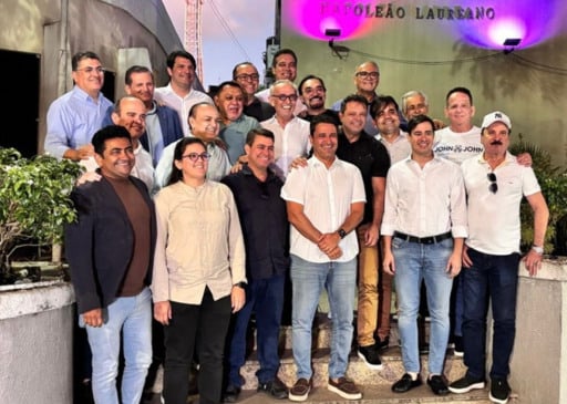 Cícero Lucena participa de inauguração do Museu da História da Paraíba acompanhado de "time" de vereadores e do vice-prefeito