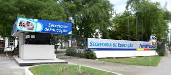 Governo de Pernambuco abre quase 2000 vagas para seleção destinada a Secretaria da Educação; salários chegam a R$ 4,8 mil